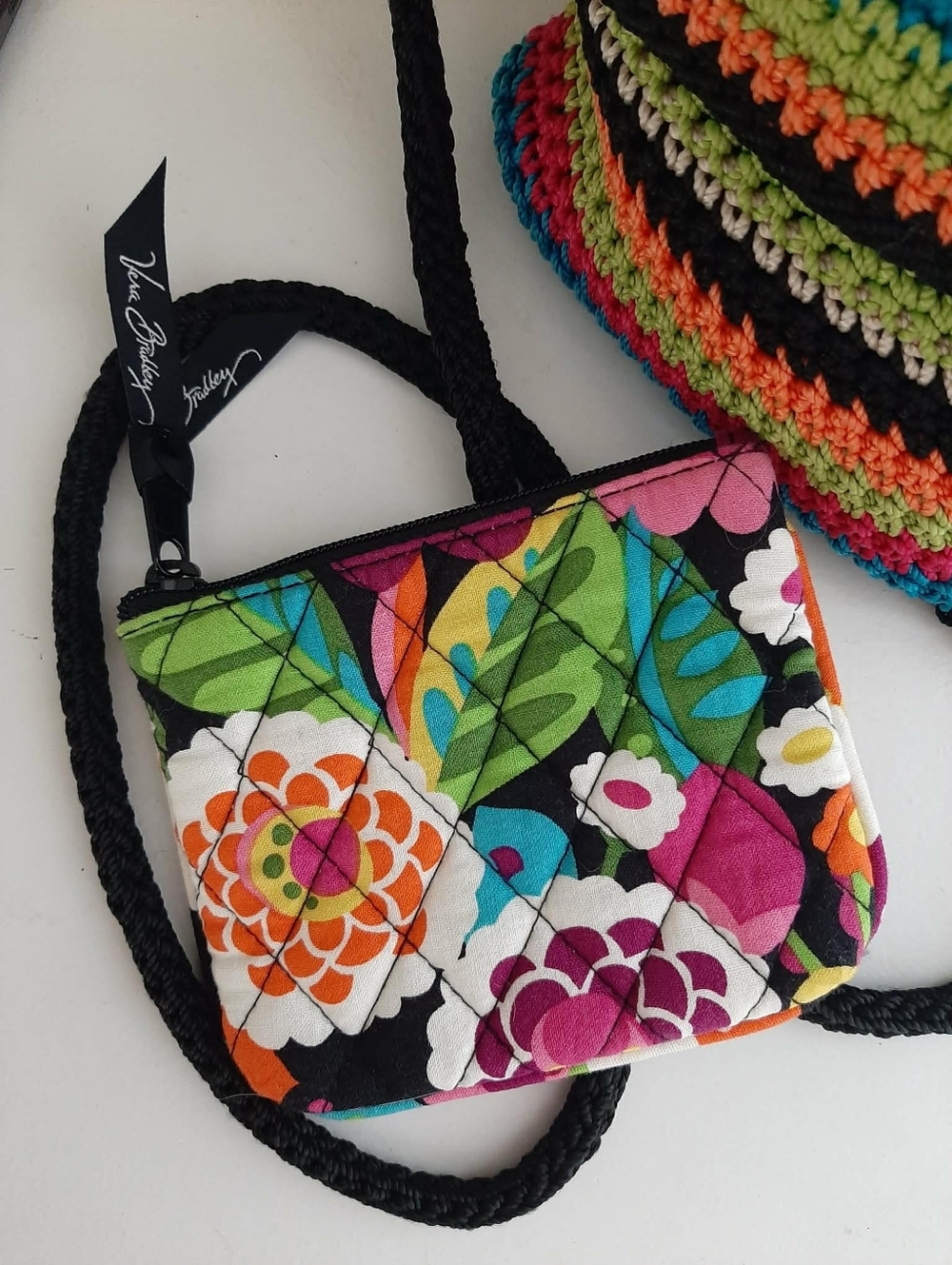 THE SAK/VERA BRADLEY "Lucia" Crochet Crossbody Flap Bag & VaVaBloom ID/Coin Set - Picture 8 of 12